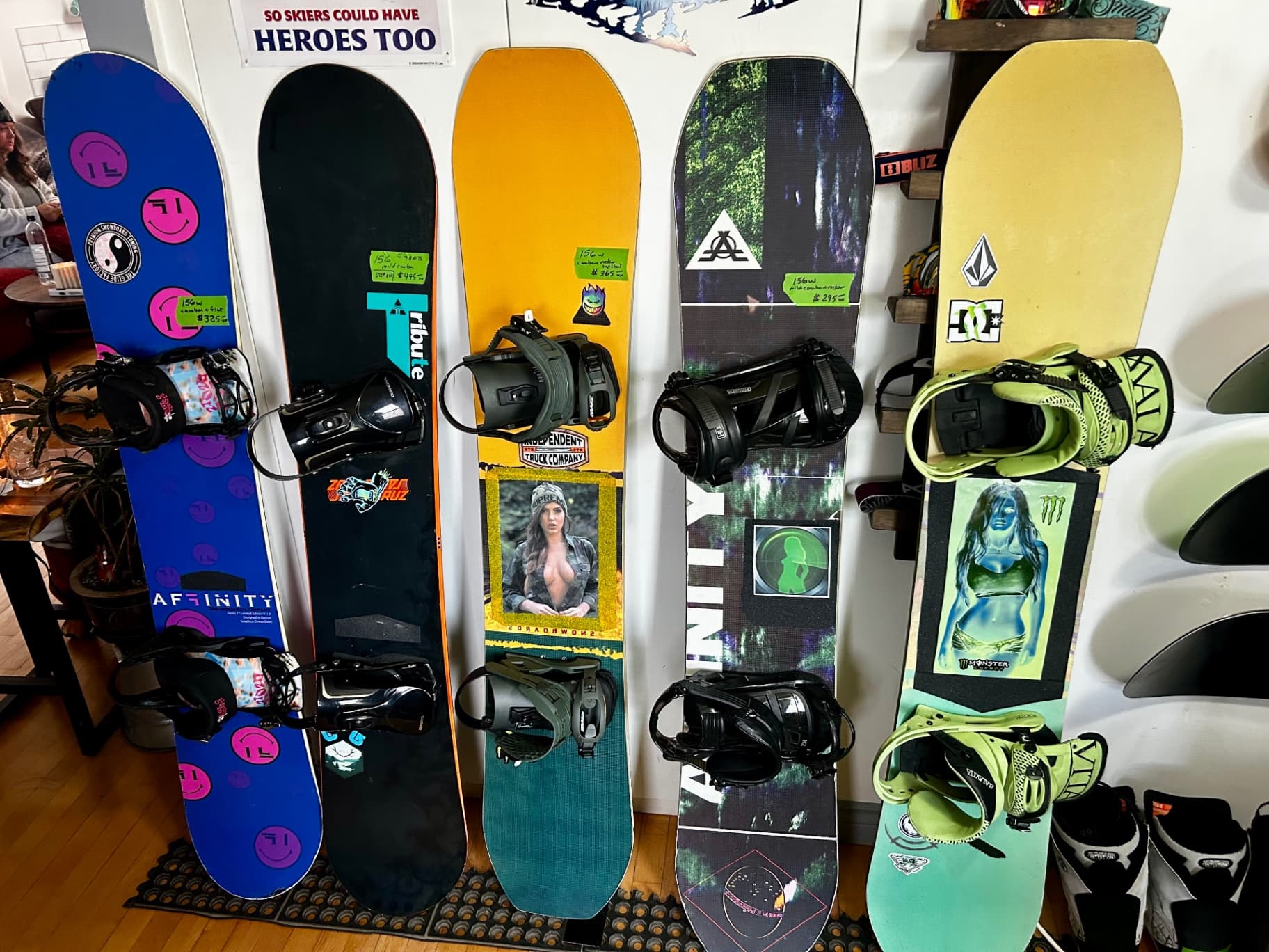 156 & 156 wide Snowboards